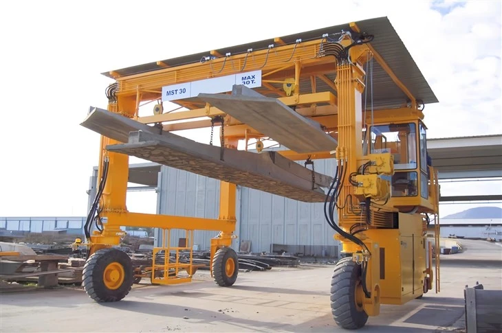 Tyred Mobile Gantry Crane factory