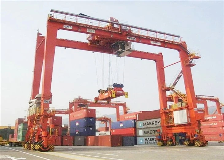 Tyred Mobile Gantry Crane high quality